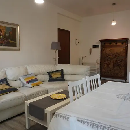 Aulenti Appartamento